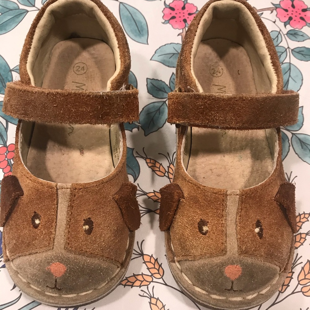 Mini Boden puppy dog Mary Janes